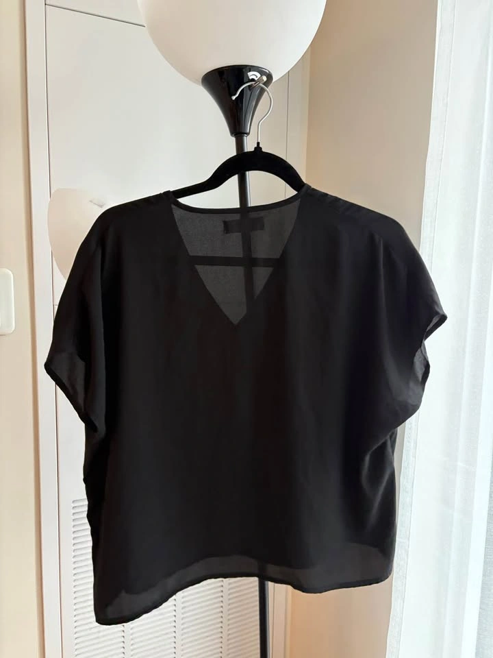Oak and Fort Black V-neck Boxy Blouse - photo 3