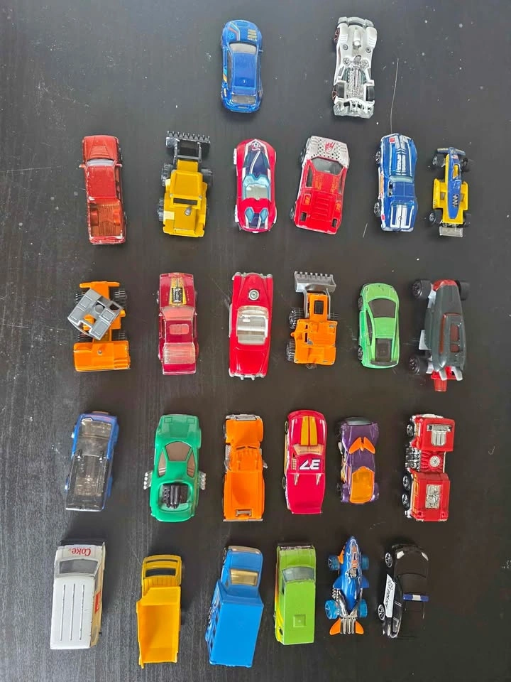 Vintage Hot Wheels Matchbox Other Cars Lot Of 25