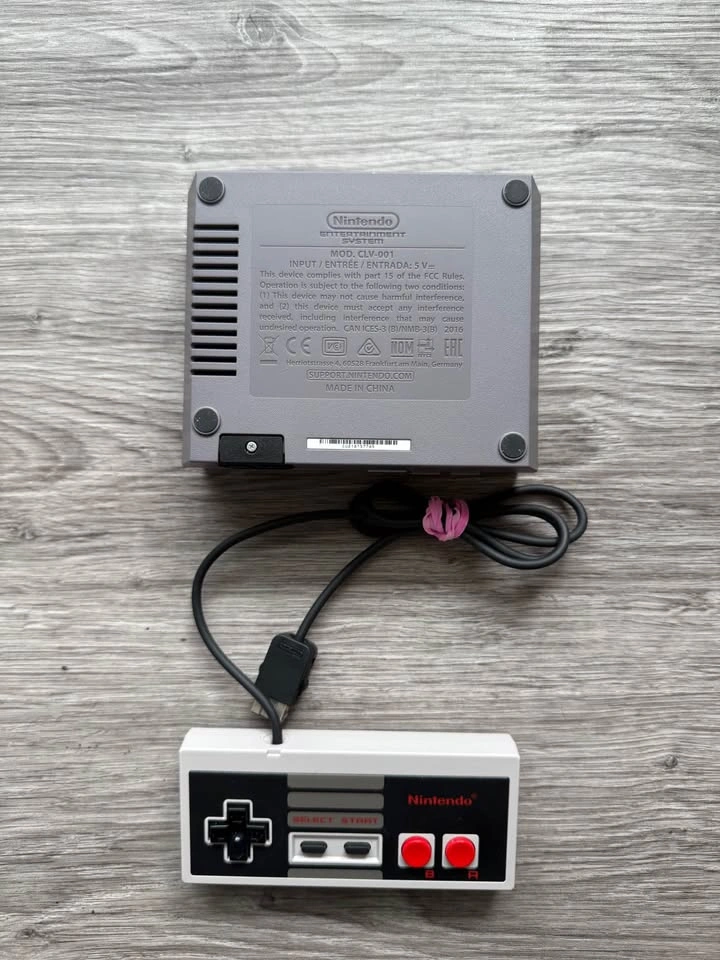 NES Classic - photo 3
