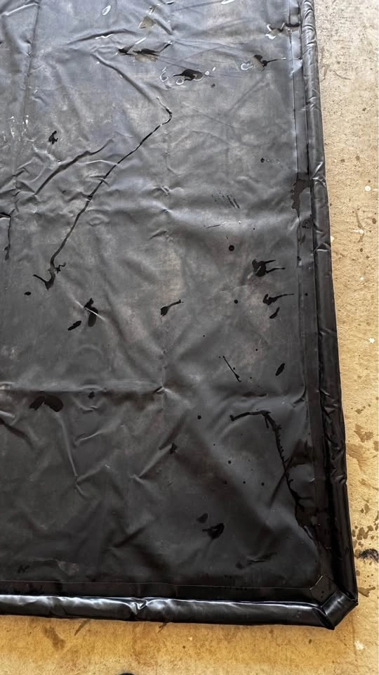VEVOR Containment Garage Mat - 7 ft 9 in x 18 ft - photo 4