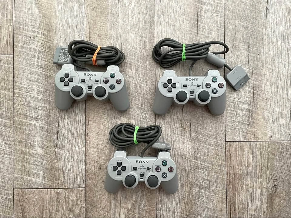 PlayStation 1 Controller
