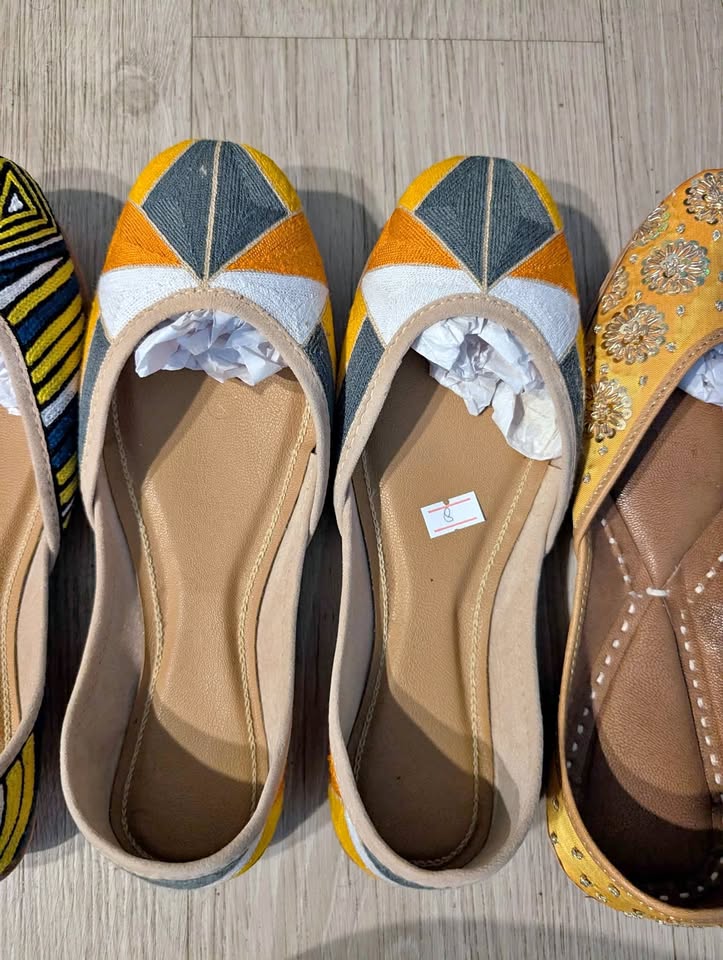 Khussa ballet pumps South Asian shoe style