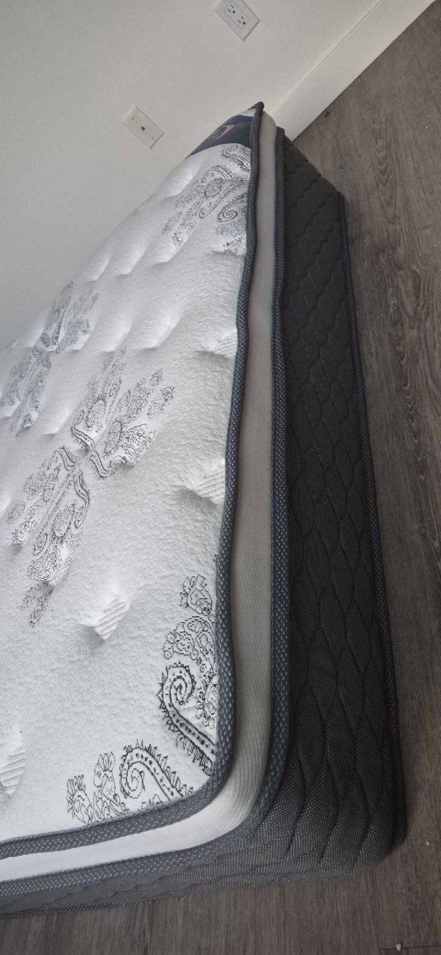 selling a beds mattresses - photo 3
