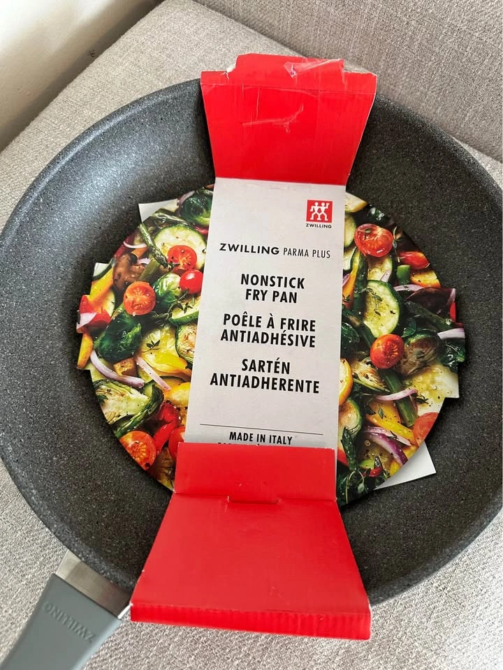Zwilling Parma Plus Nonstick Fry Pan 10 inch - photo 2