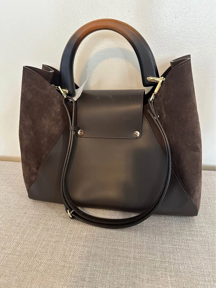 Dark Brown Leather Suede Handbag with Ombre Wood Handle - photo 2
