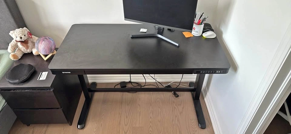 Electric Height-Adjustable Ergonomic Desk