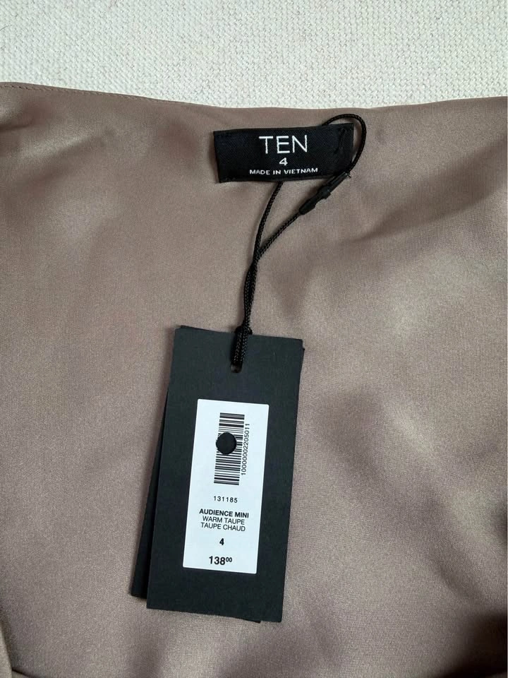 Aritzia Audience Mini Dress Size 4 NWT - photo 3