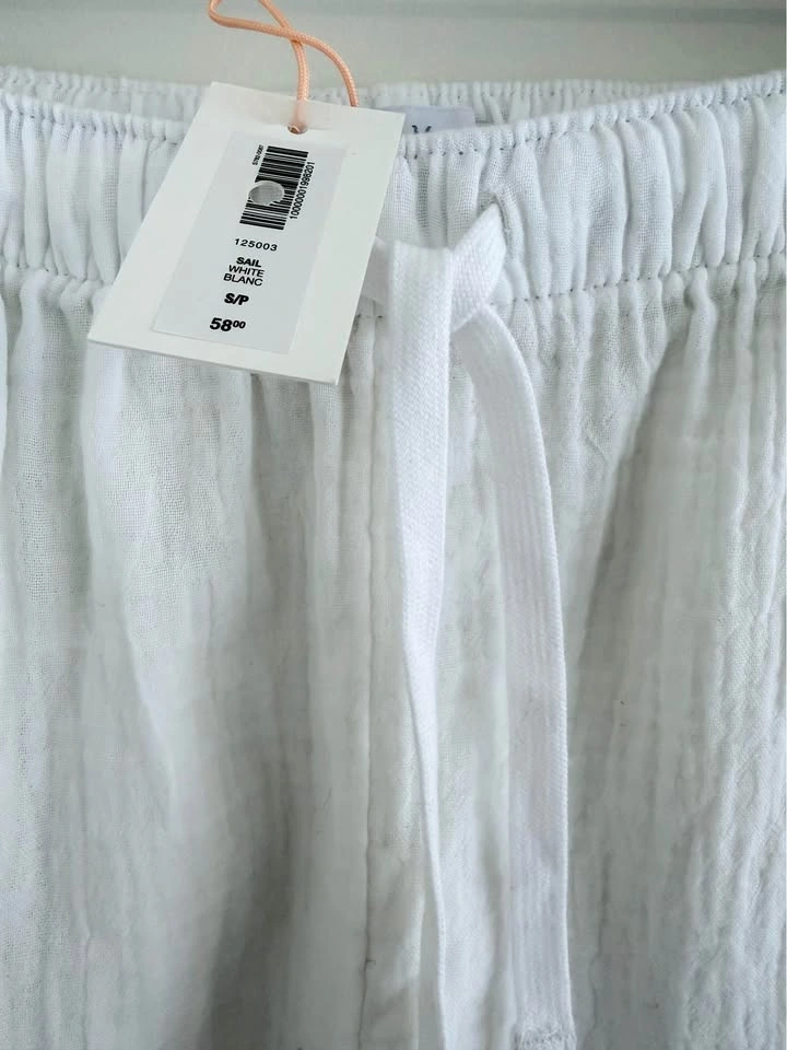 Aritzia AirPlush Cotton Sail Shorts Size S NWT - photo 3