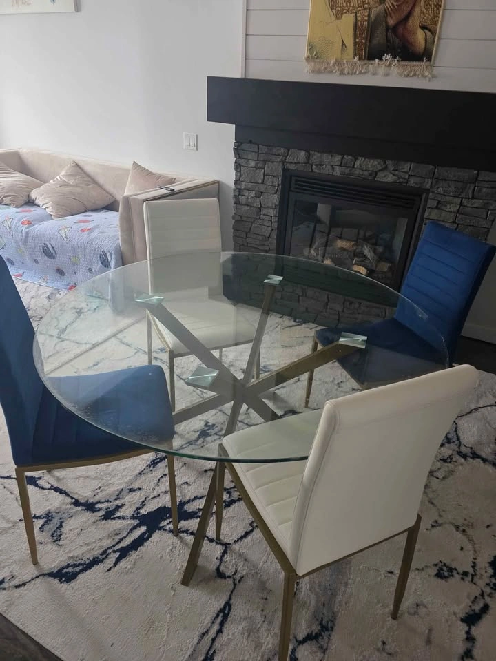Dining table with 4 chairs - photo 2