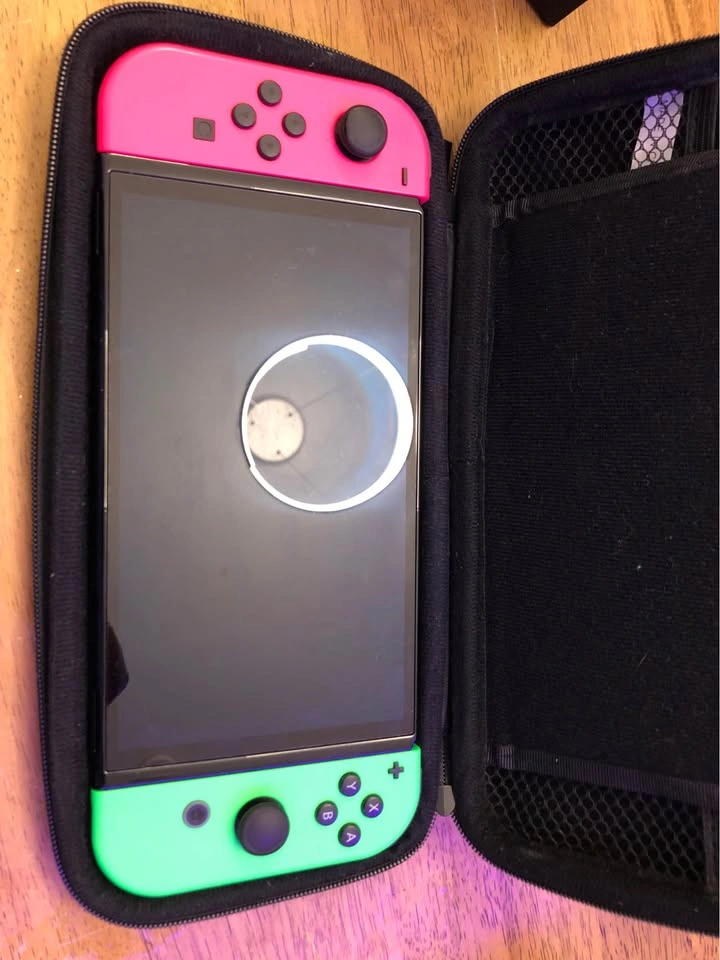 Nintendo Switch OLED - photo 3
