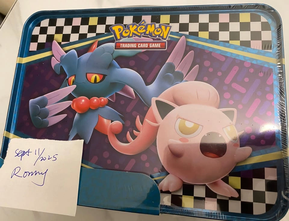 Pokemon TCG: Collector Chest (Spring 2024) - photo 2