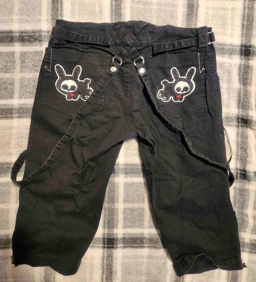 Vintage Y2K Tripp NYC Skelanimals Capris RARE