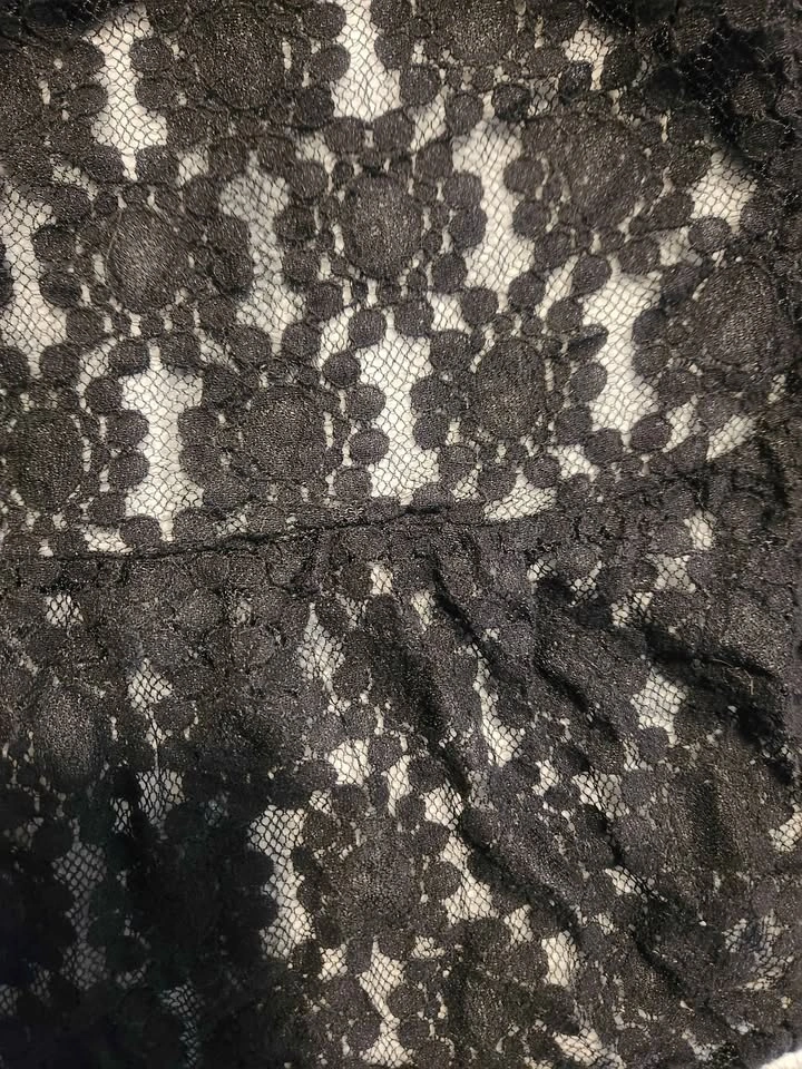 See through lace top with collar - photo 3