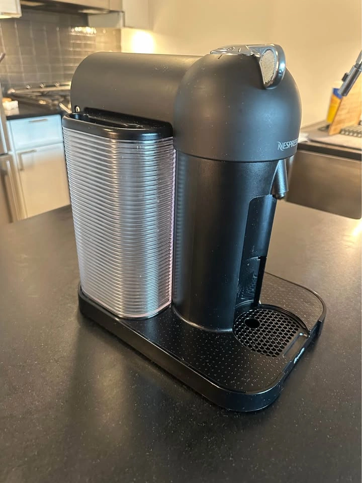Nespresso Vertuo Next Coffee Machine - photo 4