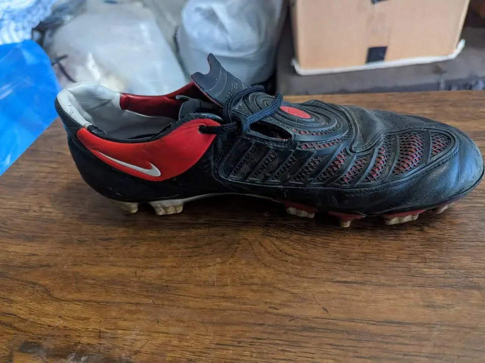 OG Nike T90 Laser 1 (size 11) image indicator(4)