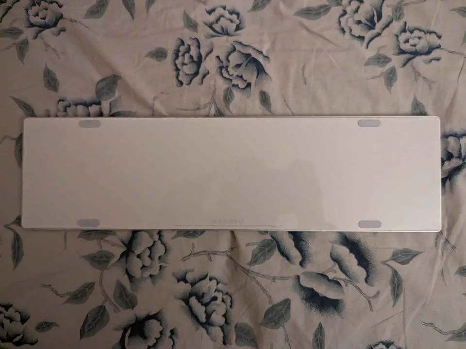 Apple accessories (must go asap) image indicator(6)