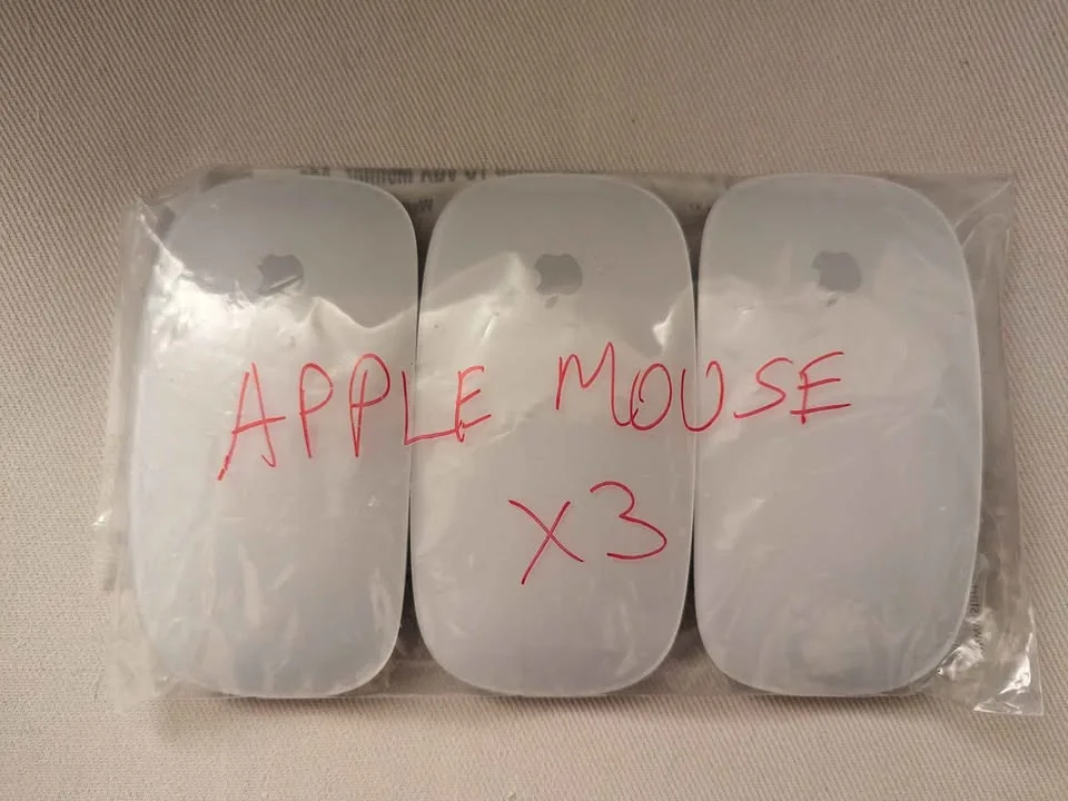 Apple accessories (must go asap) image indicator(8)