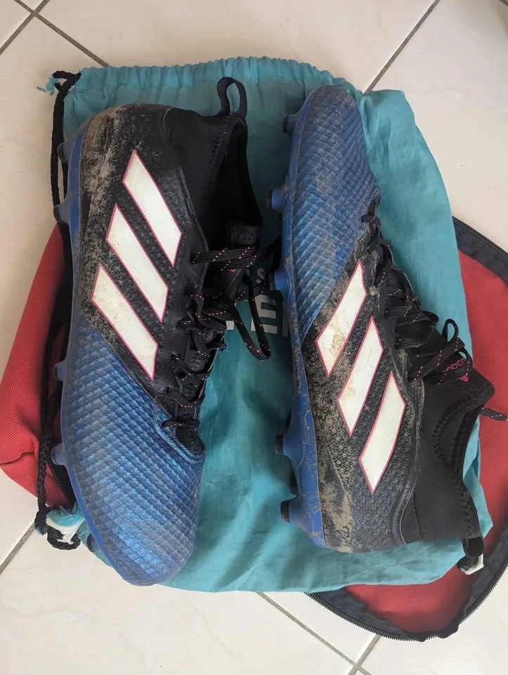 Adidas Ace soccer cleats (size 13) image indicator(4)
