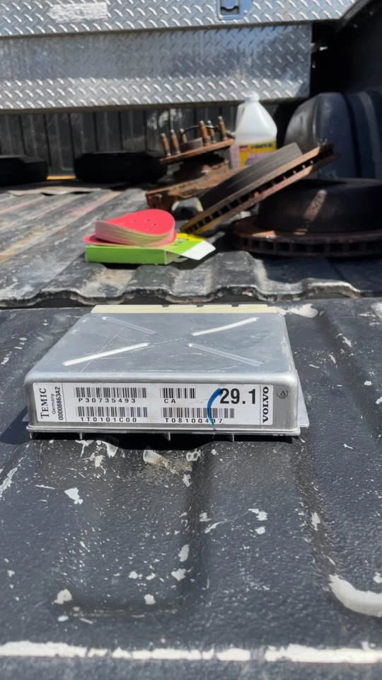 Volvo Car Computer Modules - photo 4