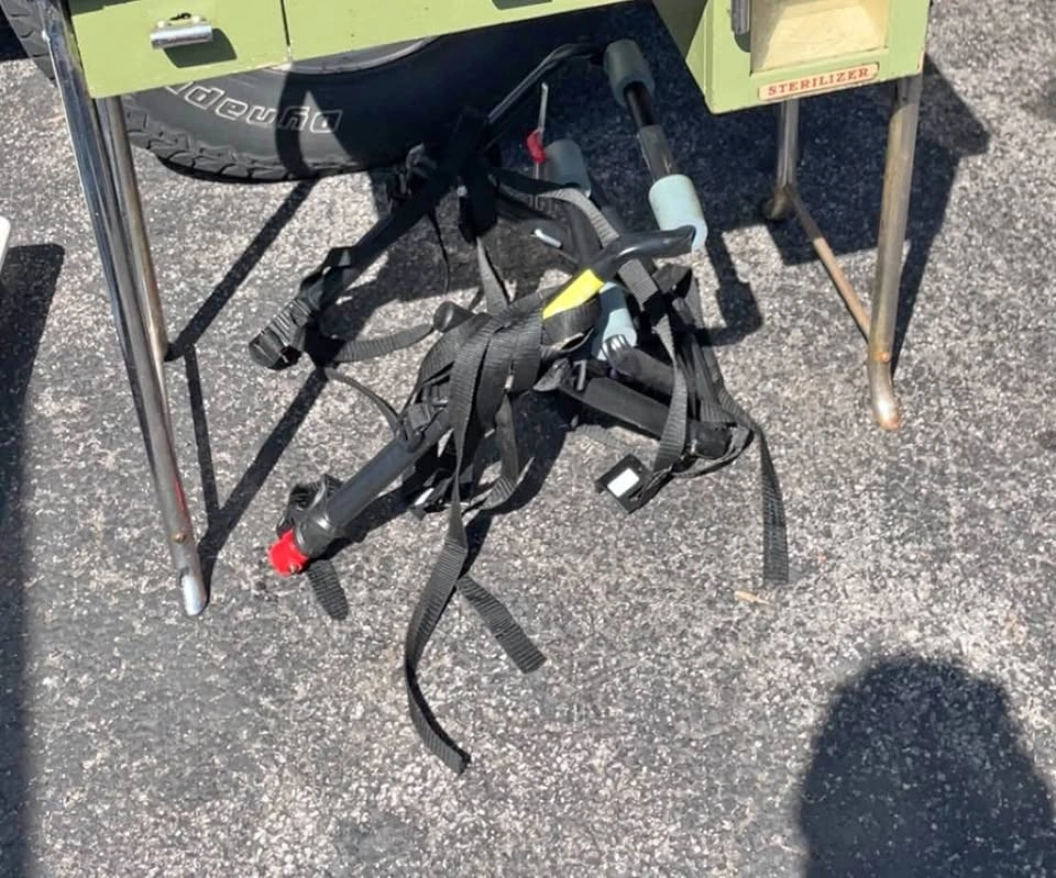 Sedan Bike rack