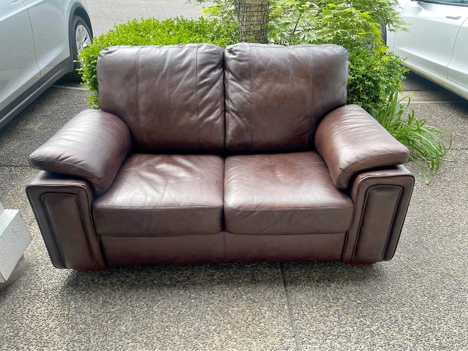 Dark Brown Leather Loveseat & Matching Sofa