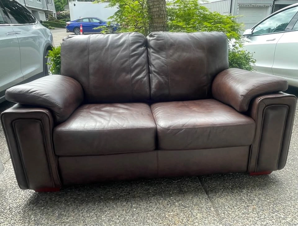 Dark Brown Leather Loveseat & Matching Sofa - photo 3