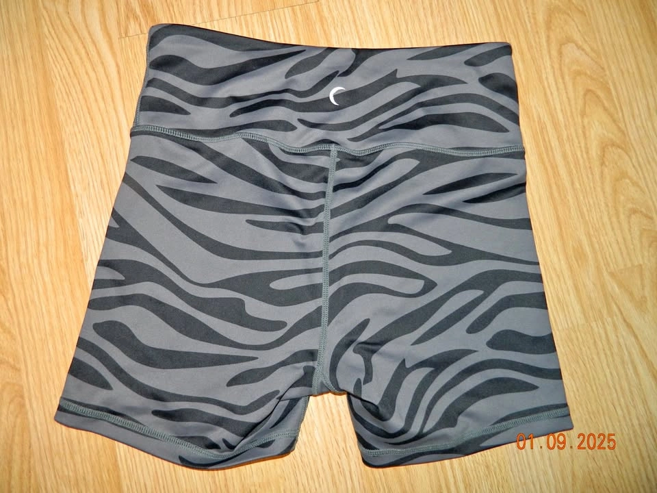 ZYIA BIKE SHORTS hi rise ...size M...LIKE NEW