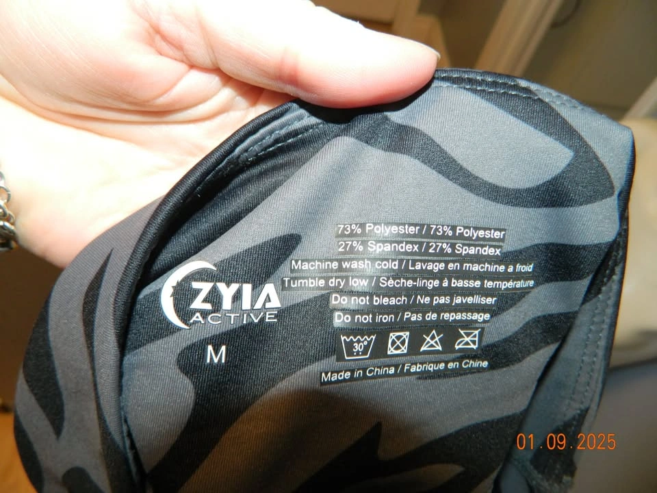 ZYIA BIKE SHORTS hi rise ...size M...LIKE NEW - photo 2