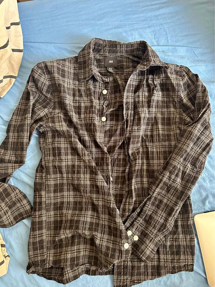 H&M Dark Plaid Button-Up Shirt