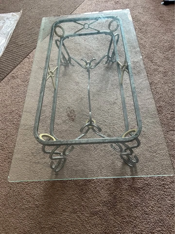 Coffee table and side table - photo 2