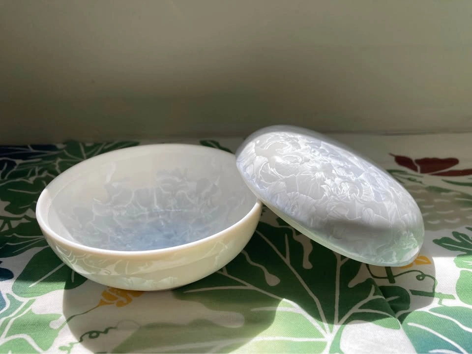 Porcelain Trinket Box - photo 3