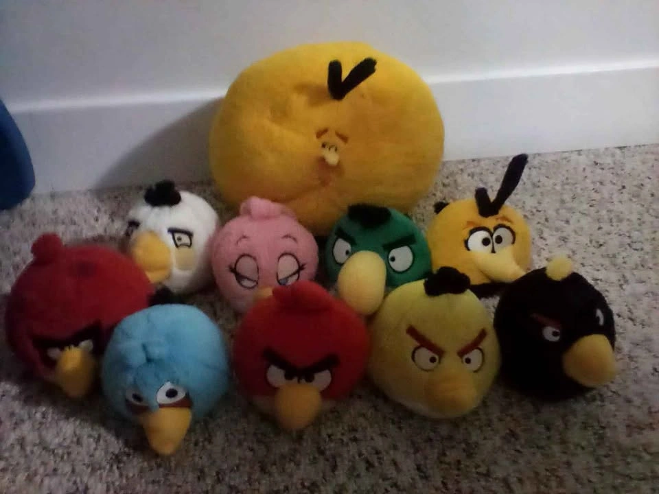 Buying Angry Birds Plushies - photo 2