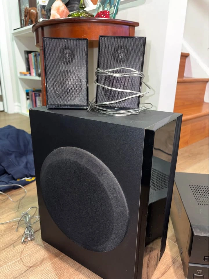 Technics SA-EX140 Receiver, Samsung Subwoofer & Speakers - photo 4
