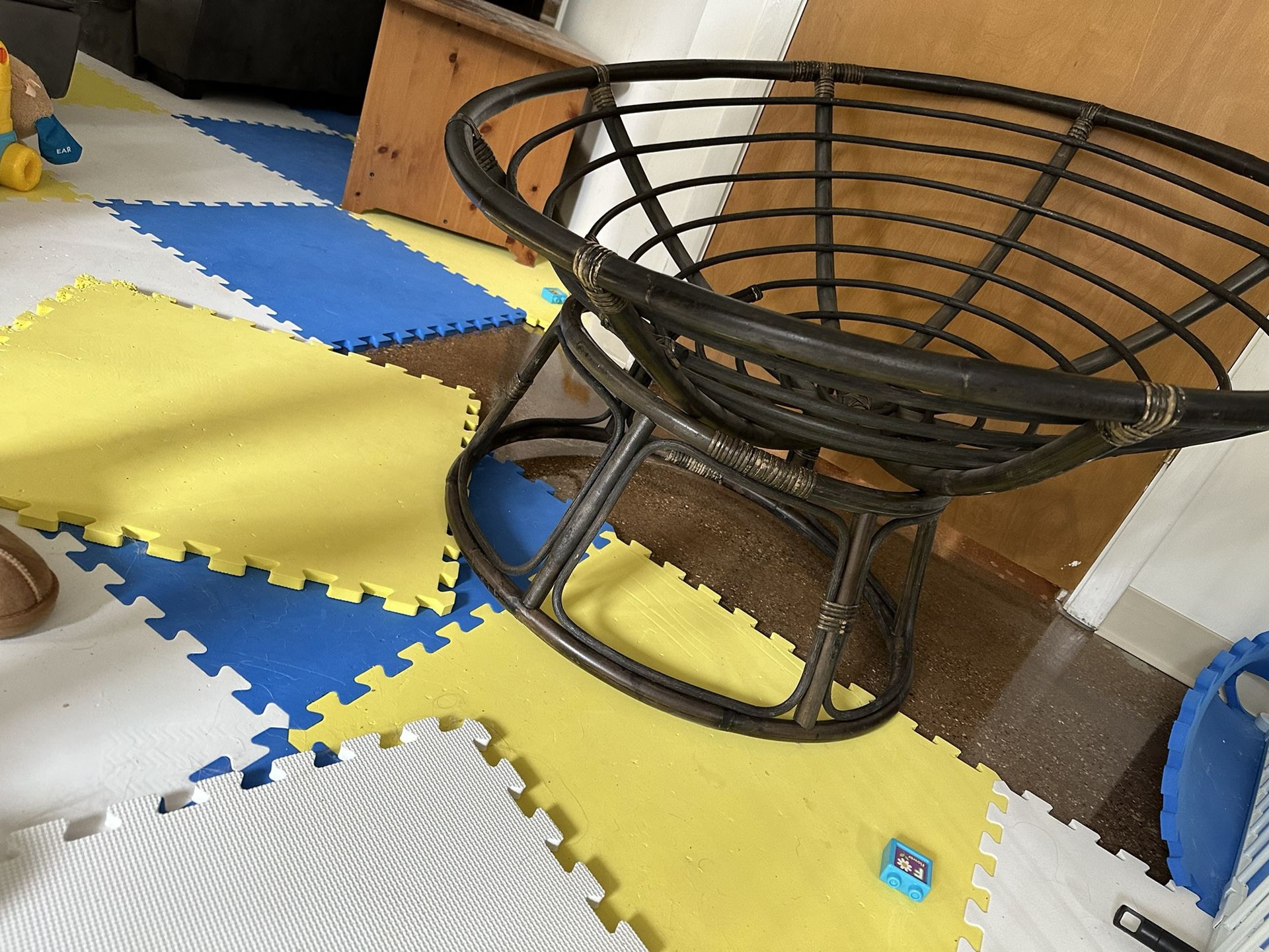 World Market Papasan Frame - photo 3