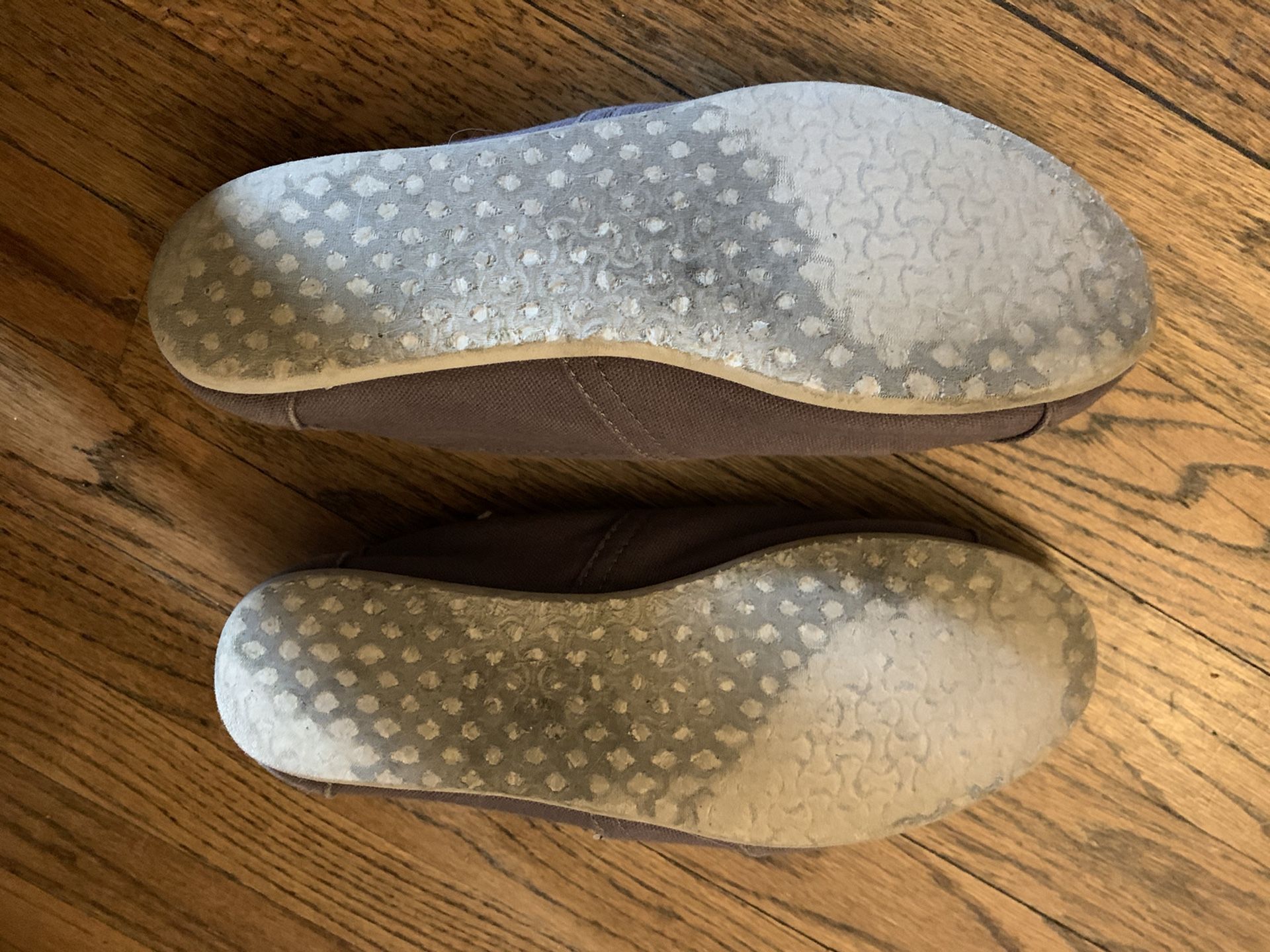 Toms Classic Grey Flats Size 8.5 - photo 4