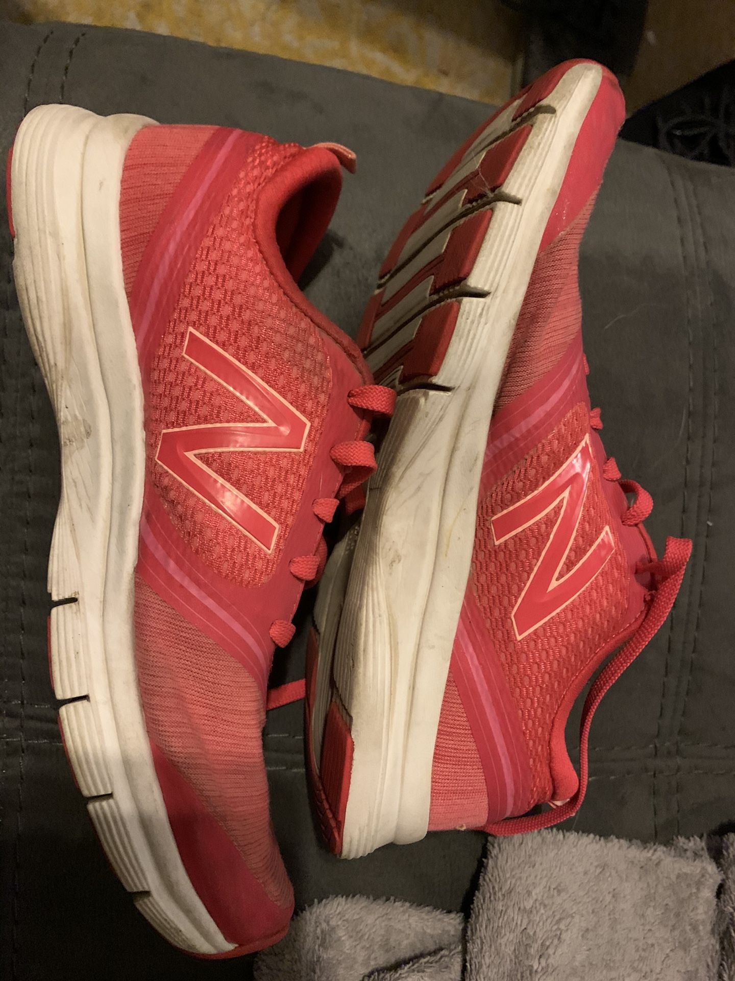 New Balance 711 Cross Trainers