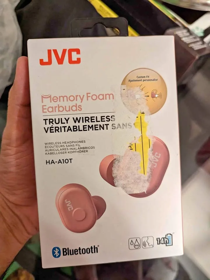 JVC earphones BNIB (negotiable) thumbnail