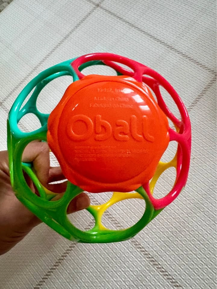 Oball Colorful Rattle Ball - photo 2
