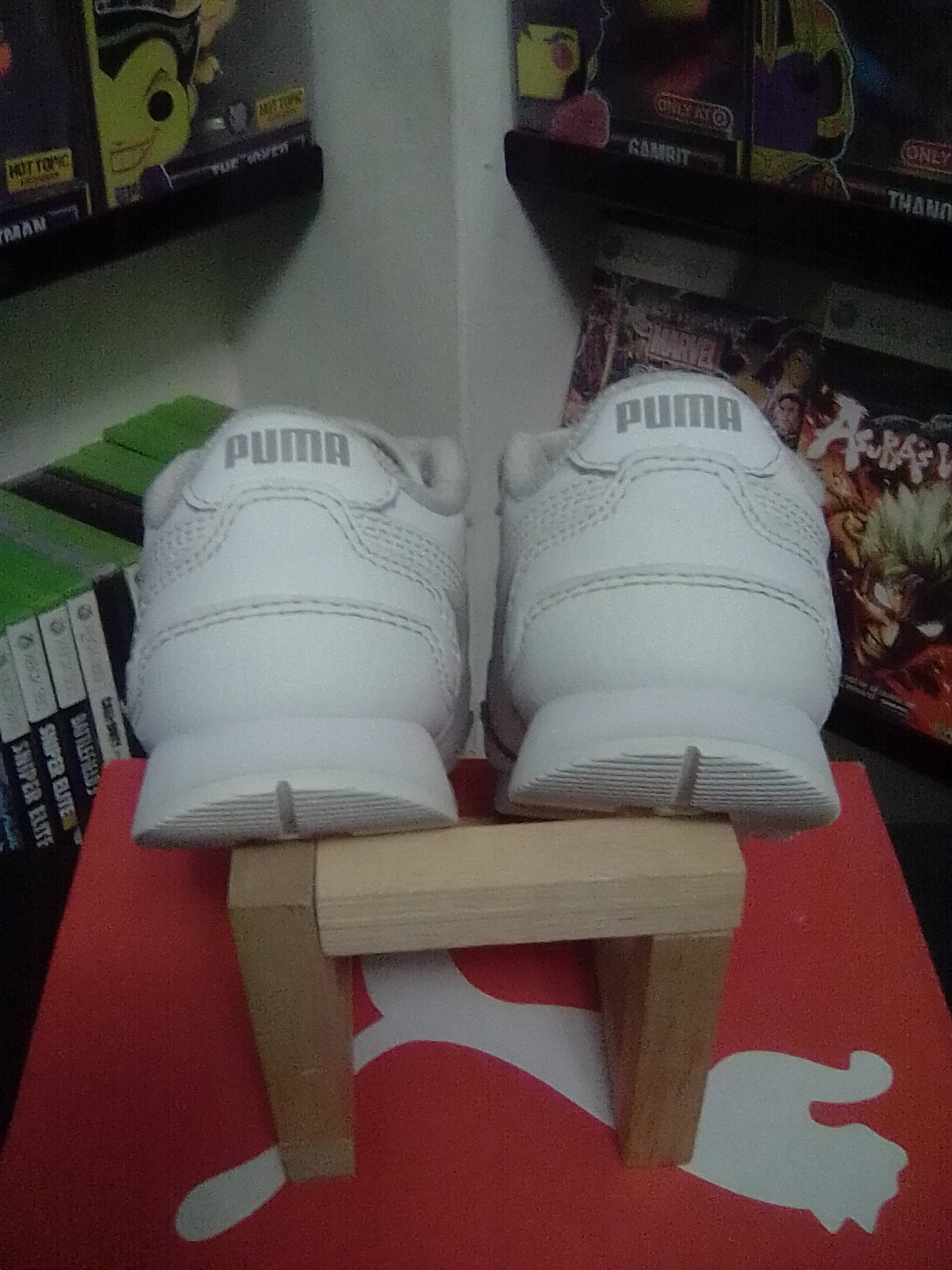 PUMA ST RUNNER V4 L V INF [SIZE 7C] [PRE-OWNED/CLEAN] - photo 4