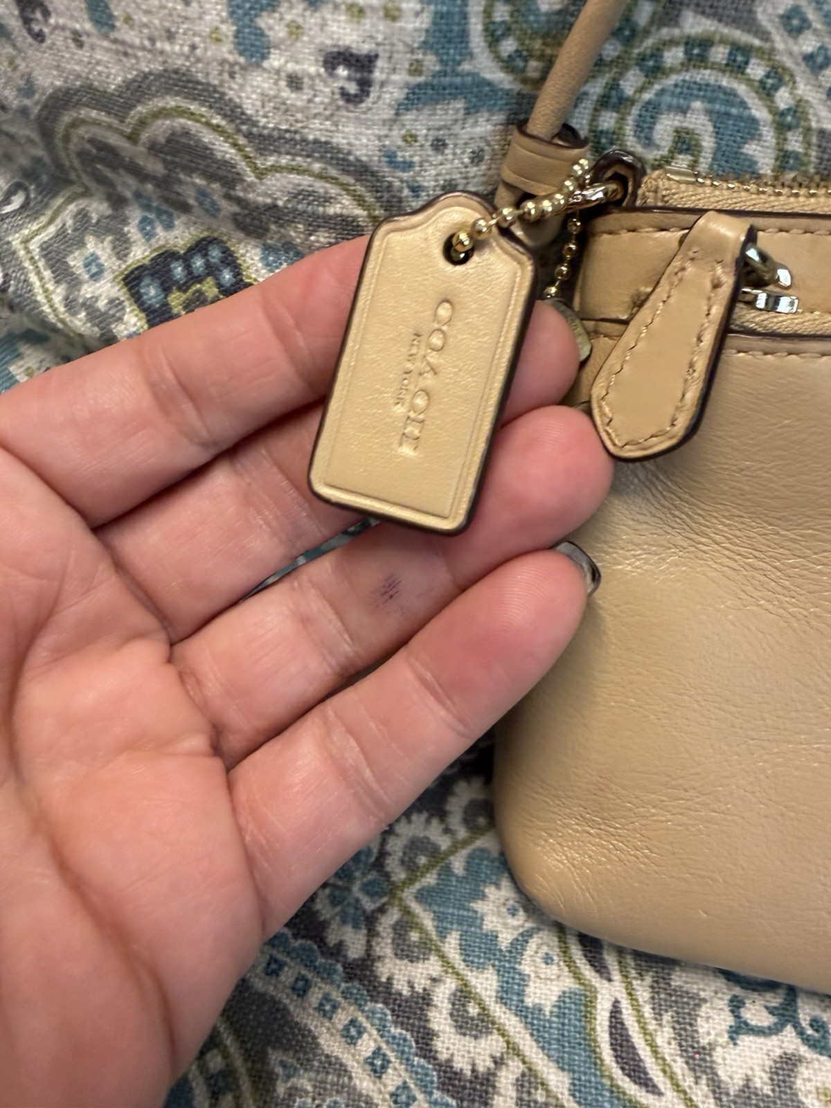 Coach Beige Butter Soft Leather Double Zip Wristlet - photo 3