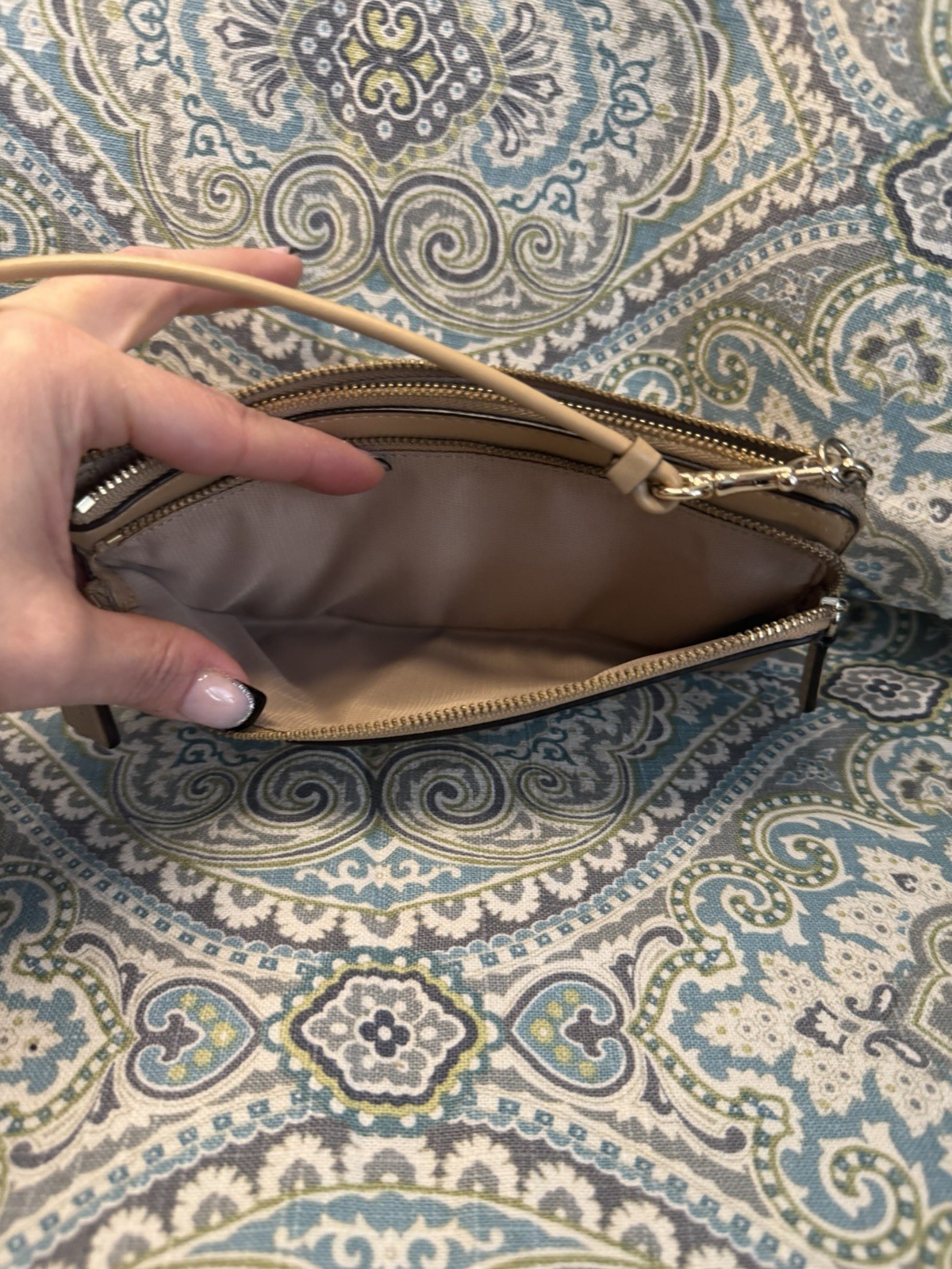 Coach Beige Butter Soft Leather Double Zip Wristlet - photo 5