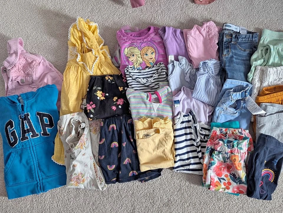 Size 3T - Spring/Summer Lot 1 - 26 pieces