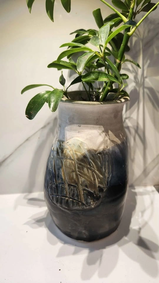 Upcycled Blue Pottery Vase with Plant - photo 4