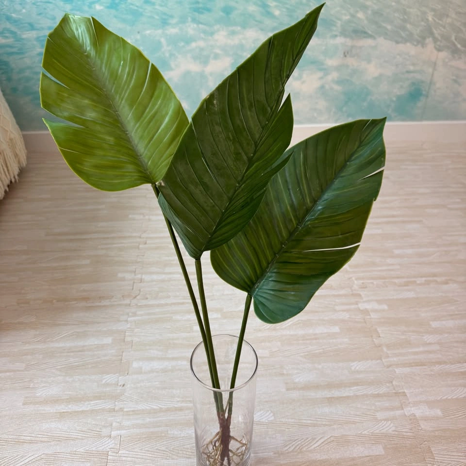 Artificial Tropical Plant in Glass Vase – Modern Coastal Decor 🌿 - photo 4