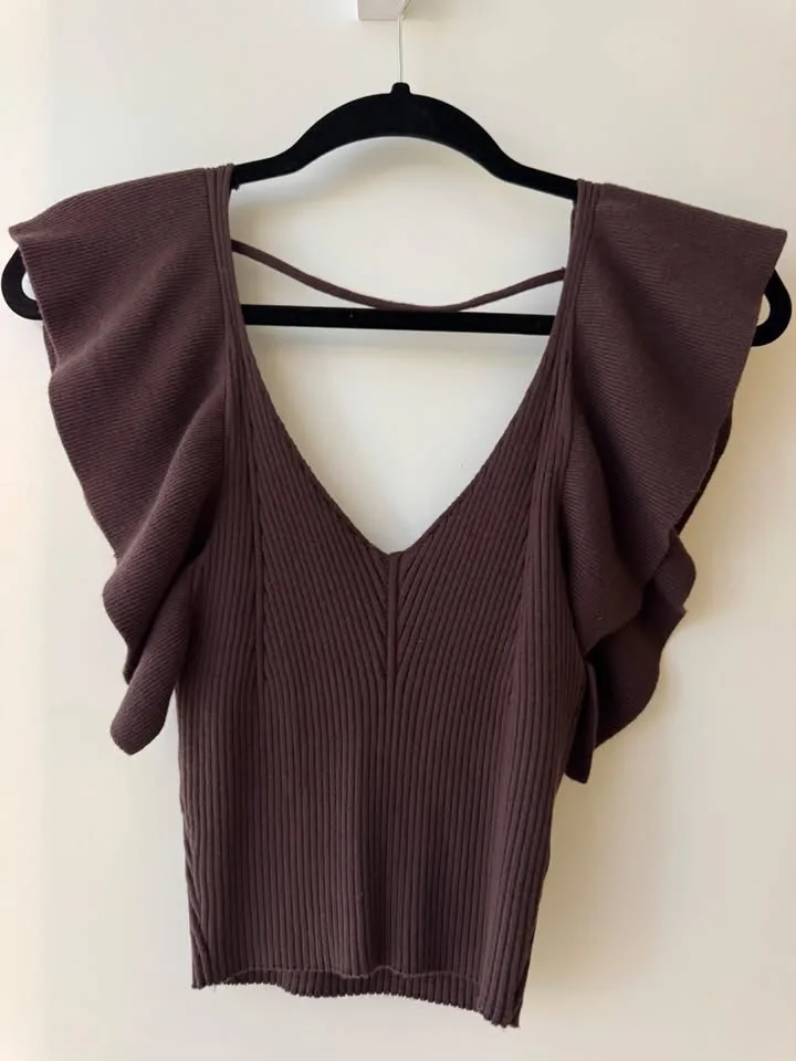 LE LIS Collection Ribbed Flutter Sleeve Top – Small – New 🤎 - photo 4