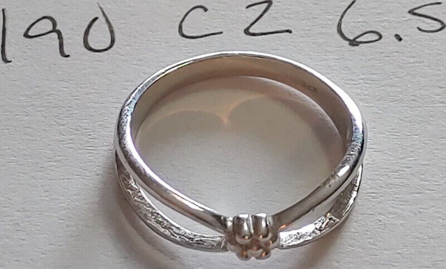 925 Silver Cubic Zirconia Ring Size 6.5 - photo 5