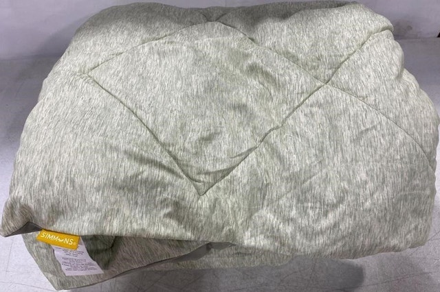 2 Simmons QUEEN Down Alternative Blankets - photo 2