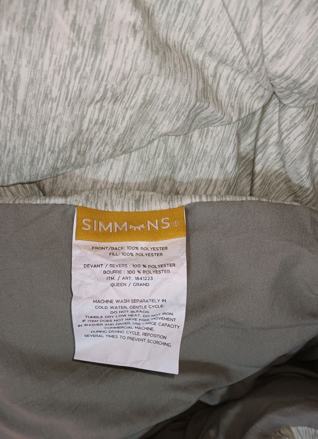 2 Simmons QUEEN Down Alternative Blankets - photo 5