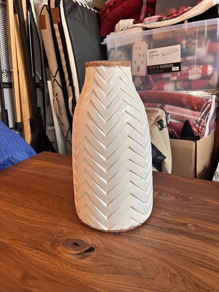SOLD OUT Crate & Barrel white chevron vase