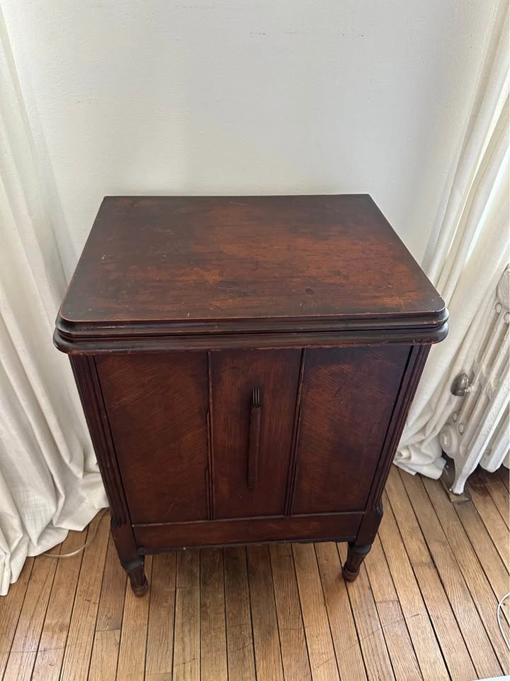 Vintage Sewing Cabinet with Marble Top + White Rotary Machine - photo 5